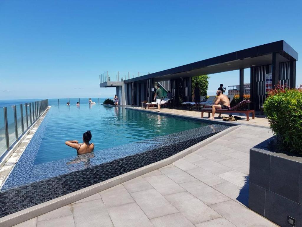 The Base Pattaya Aparthotel Luaran gambar